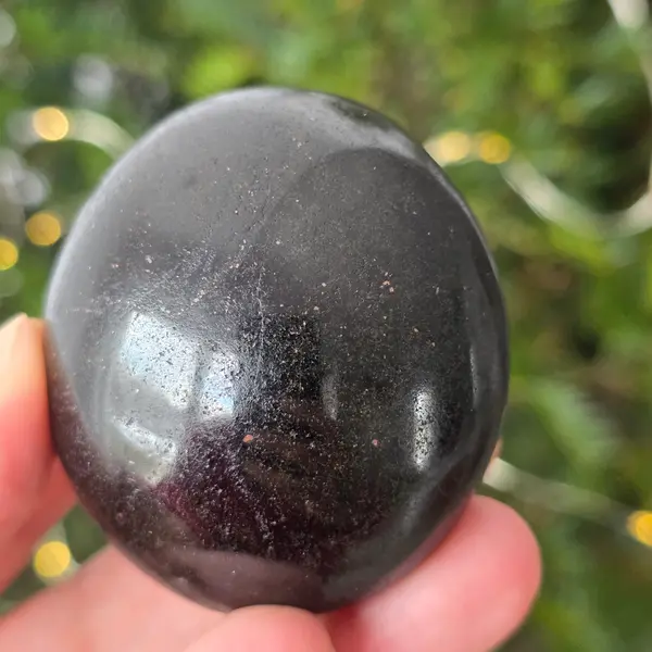 Turmalina neagra palmstone m12