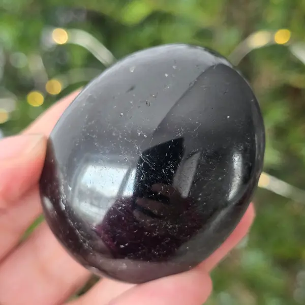 Turmalina neagra palmstone m3