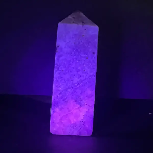 Turn/ obelisc hackmanit Uv reactive m1