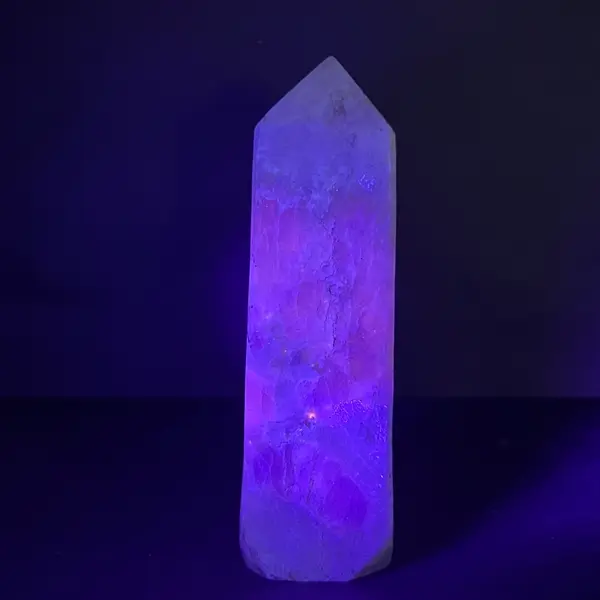 Turn/ obelisc hackmanit Uv reactive m7