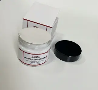 UB Restaurator interioare auto elimina zgarieturile si galbenirea de pe plastic cu Acoperire Nano ALB