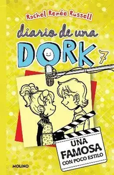 Una Famosa Con Poco Estilo / Dork Diaries: Tales from a Not-So-Glam TV Star, Paperback/Rachel Renée Russell