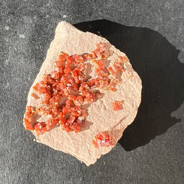 Vanadinit cluster cristal din Maroc model 2