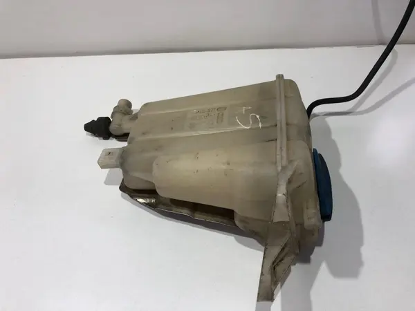 Vas expansiune 8k0121405a Audi A5 (2007-2011) [8T3] 2.7 3.0 tdi