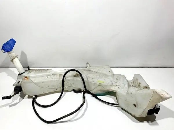 Vas lichid parbriz 3M51-13K163-AC Ford Focus 2 facelift (2008-2010) 2.0 tdi G6DG 136 cp