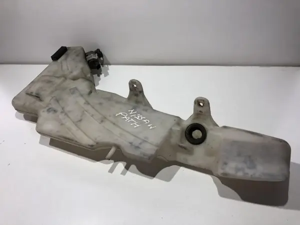 Vas lichid parbriz Nissan Navara (2004->) 2.5 dci