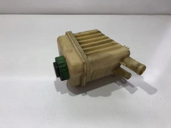 Vas lichid servodirectie 7L6422371C Volkswagen Touareg (2002-2006) 3.0 tdi