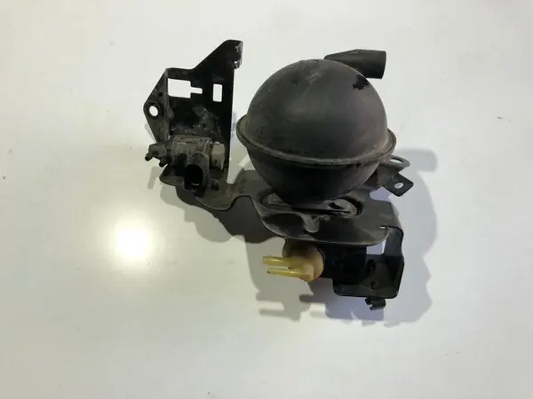 Vas vacuum cu electrovalva 054129808 Audi A5 (2007-2011) [8T3] 2.0 tdi CAGA