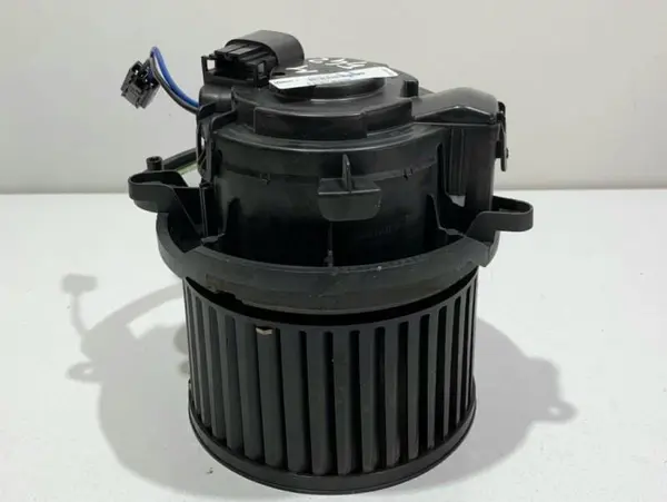 Ventilator habitaclu 272101060R Renault Megane 4 (2016-2020)