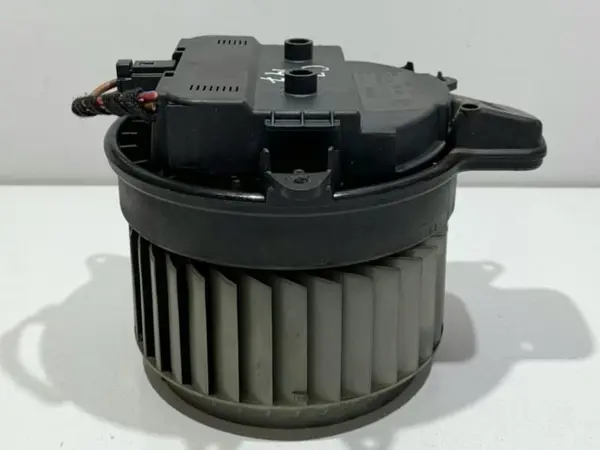 Ventilator habitaclu 4H1820021B Audi A6 Allroad (2012->) [4GH]