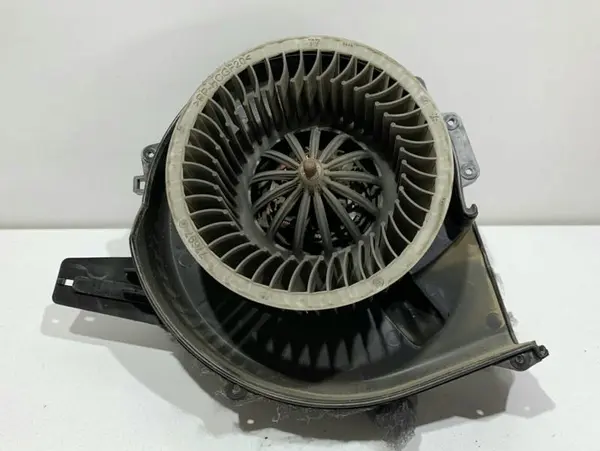 Ventilator habitaclu 6R1819015A Skoda Fabia 3 (2014-2018)