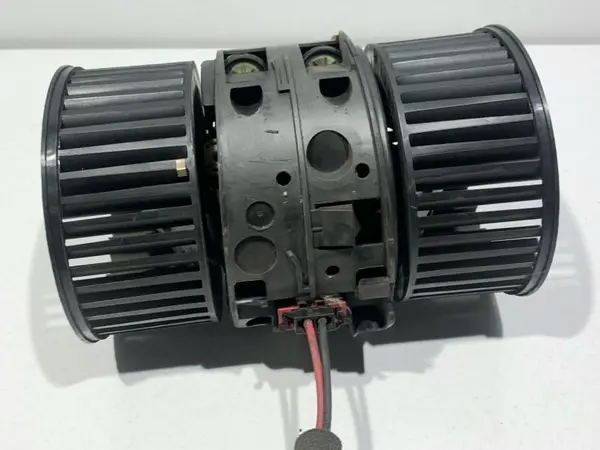Ventilator habitaclu T1009074B Renault Megane 3 (2008-2012)