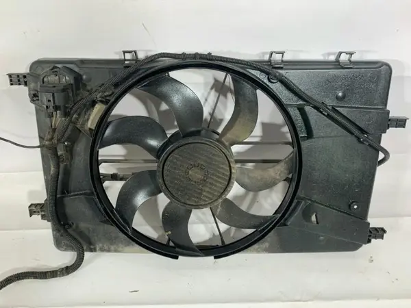 Ventilator radiator 13352273 Opel Astra J facelift (2012-2015) 1.7 cdti A17DTF