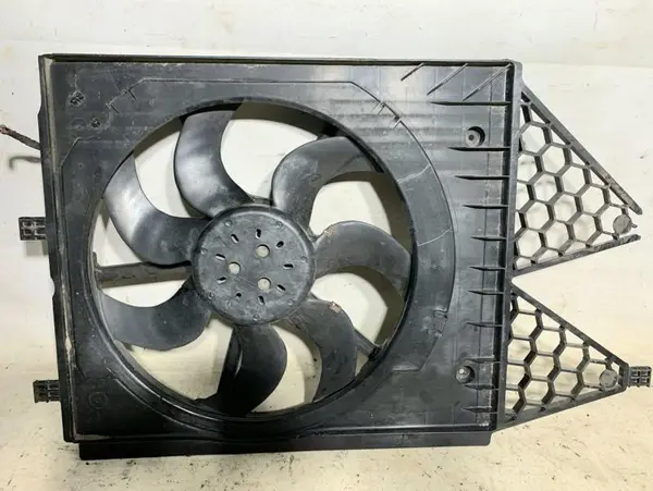 Ventilator radiator 6R0121207Q Seat Toledo 4 (2012-2018) 1.2 tsi CBZA