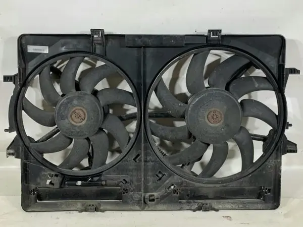 Ventilator radiator 8K0121003AB Audi Q3 (2011-2017) [8U] 2.0 tdi CGLC
