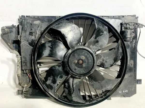 Ventilator radiator A2045000393 Mercedes E-Class (2009->) [W212] 2.2 cdti A651 911