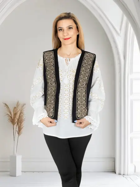 Vesta brodata traditional Ivona