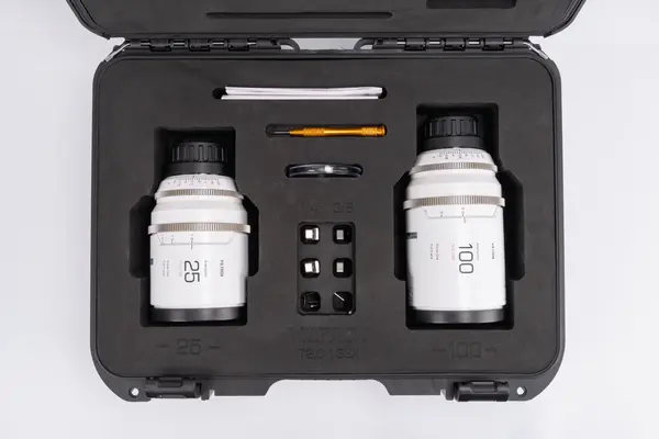Viltrox EPIC Kit Obiective Anamorfotice 25/100mm, T2, Montura PL, Full-Frame, Raport Anamorfotic 1.33x