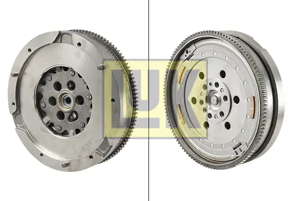 Volanta potrivit BMW 1 (E82), 1 (E88), 3 (E90), 3 (E91), 3 (E92), 3 (E93), 3 (F30, F80), 3 (F31), 3 GRAN TURISMO (F34), 4 (F32, F82), 4 (F33, F83) 3.0 03.06-02.17