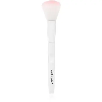 Wet n Wild Essential Blush Brush pensula pentru aplicare fard obraz
