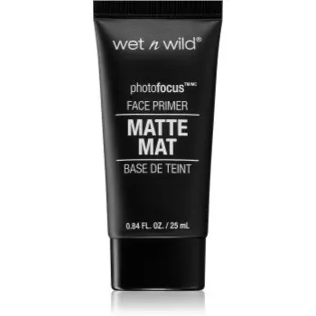 Wet n Wild PhotoFocus bază de machiaj matifiantă, sub fondul de ten