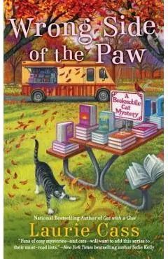 Wrong Side of the Paw - Laurie Cass
