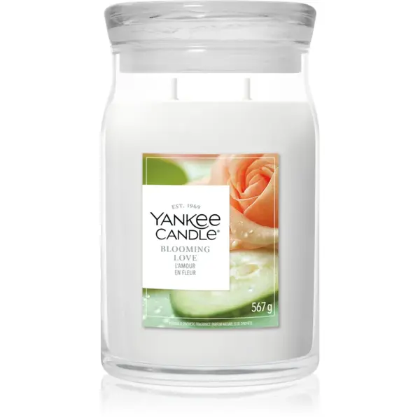 Yankee Candle Blooming Love lumânare parfumată 567 g